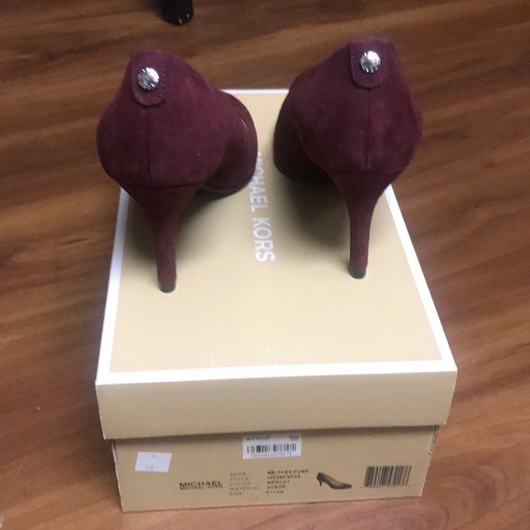 Michael Kors heels - Picture 3 of 4